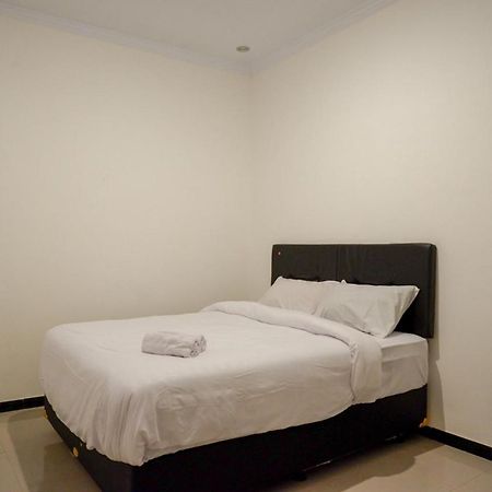 Telukjambe Reddoorz Apartment At Grand Sentraland Karawang מראה חיצוני תמונה